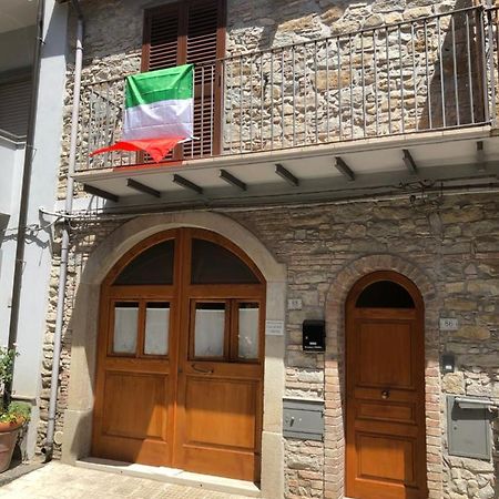 Basicò un balcone sul mare-Casa I CARRUGGI- Case vacanza Sicilia&Toscana- Esterno foto
